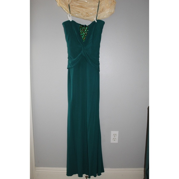 Badgley Mischka Dresses & Skirts - Badgley Mischka Jade Ball Gown